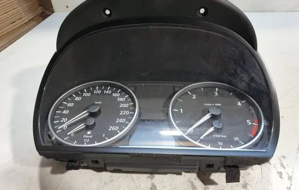 BMW 3 E90 E91 Speedometer (instrument cluster) 14369510