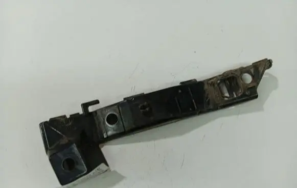 KIA Ceed Front bumper mounting bracket 865141H000