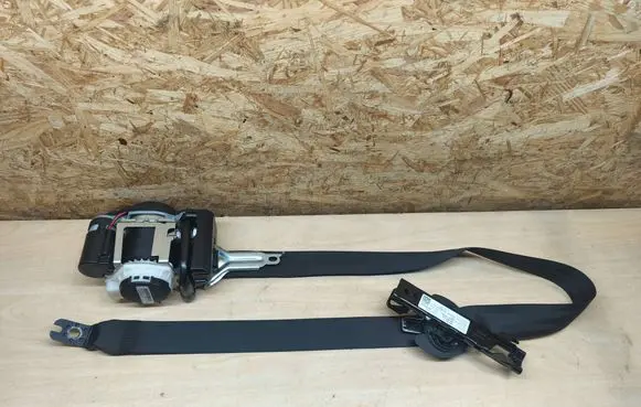 Porsche Cayenne (9Y0 9Y3) Front seatbelt 9Y0857705J