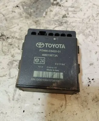 Toyota Corolla Verso AR10 Parking PDC control unit/module PZ464E842001 031194 4M0156T3A