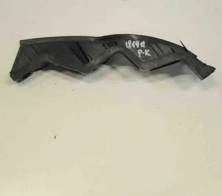 Volkswagen PASSAT B6 Front bumper mounting bracket 3C0807889A