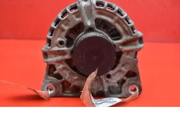 Nissan X-Trail T32 Generator/alternator 231004BE0A