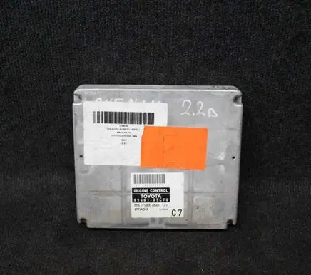 Toyota Avensis T250 Engine control unit/module