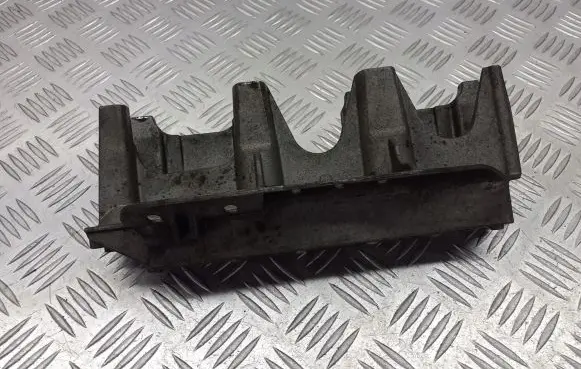 Dacia Duster Engine mounting bracket 8200851102