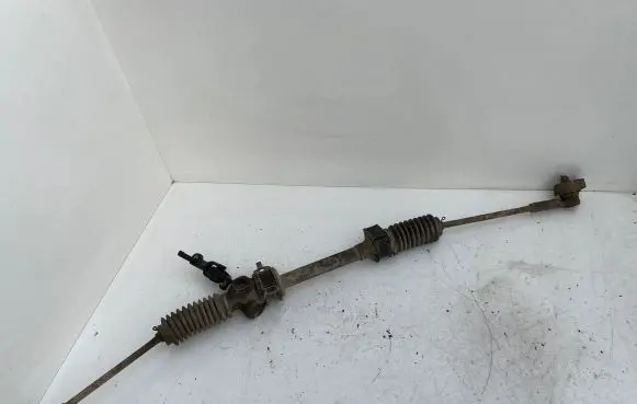 Toyota Corolla E90 Steering rack