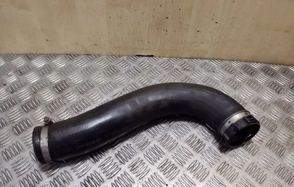 Nissan NV400 Intercooler hose/pipe 6670859A