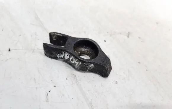 Volkswagen II LT Fuel Injector clamp holder 65300200