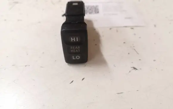 Toyota Avensis Verso Windscreen/window heater switch 191333