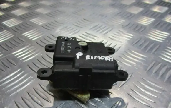 Nissan Primera Central body control module 3T04030820