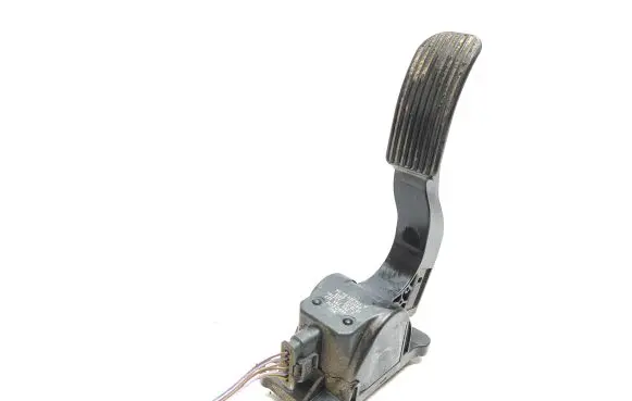 Mercedes-Benz Vito Viano W639 Accelerator throttle pedal A9063000404 0280755023 ZGS012Q015