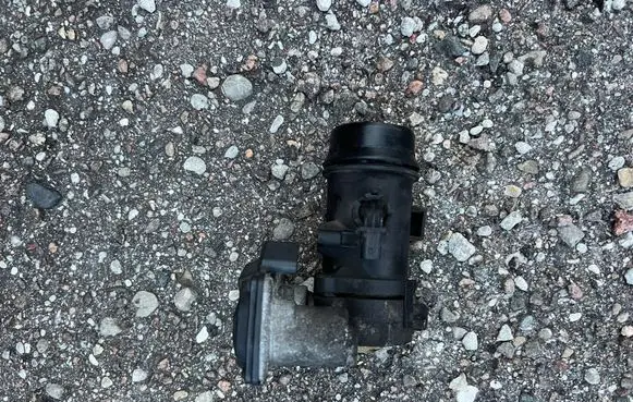 BMW 1 F20 F21 Throttle valve 7810752 8519492 118844
