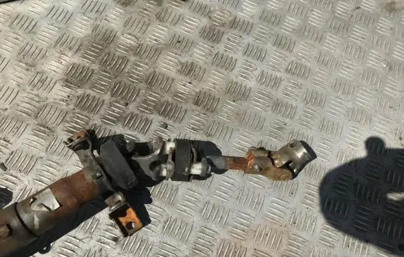 Nissan Primera Steering column universal joint