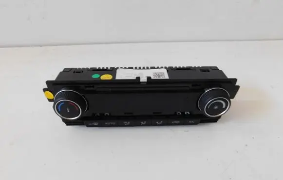 Volkswagen Polo V 6R Climate control unit