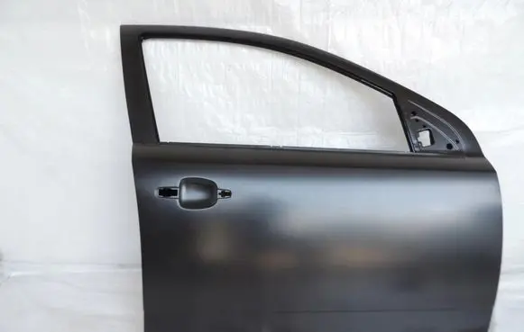 Opel Astra H Front door 13208422