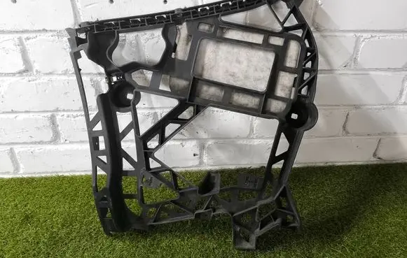 Mercedes-Benz GL X166 Bumper support mounting bracket corner A1668800912
