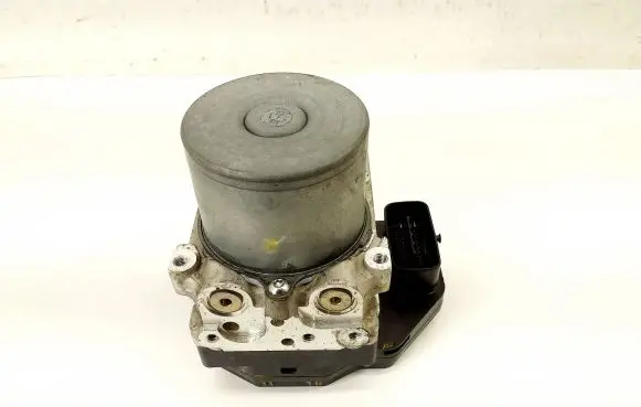 Mazda 6 ABS Pump GMM1437A0 1330006520