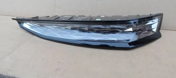Citroen DS7 Crossback Tailgate rear/tail lights 9841320380 00227571