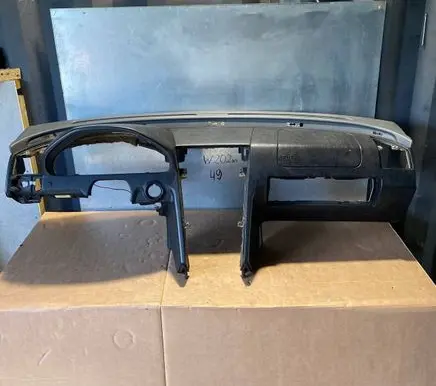 Mercedes-Benz C W202 Dashboard 202680398815