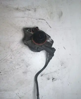 Peugeot 207 Vacuum pump 9658701680