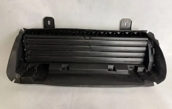 Dacia Duster II Air intake duct part 214F62703R 145330XX
