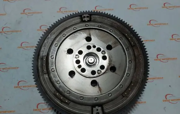 BMW X3 F25 Dual mass flywheel 415055210