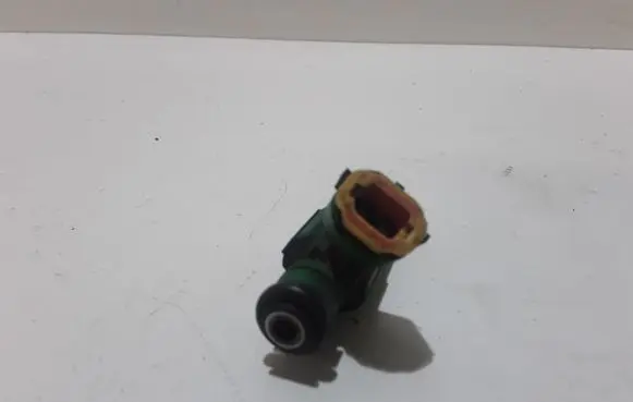 Hyundai Santa Fe Fuel injector 3531037150 9260930004