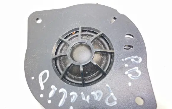 Audi A4 S4 B8 8K Panel speaker 8R0035399