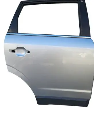 Opel Antara Rear door