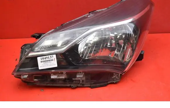 Toyota Yaris Headlight/headlamp 0D195