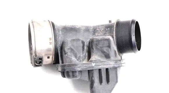 Volvo XC60 Intercooler hose/pipe 31684254