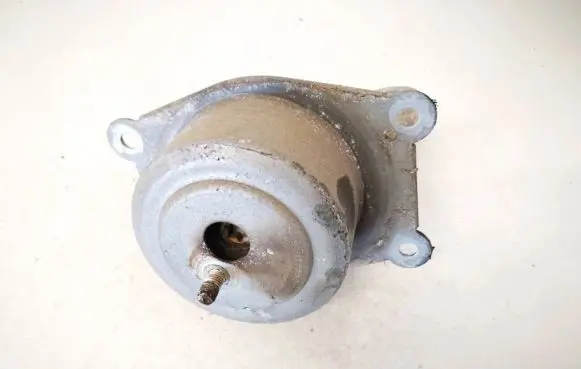 Opel Zafira B Engine mount bracket 13159997