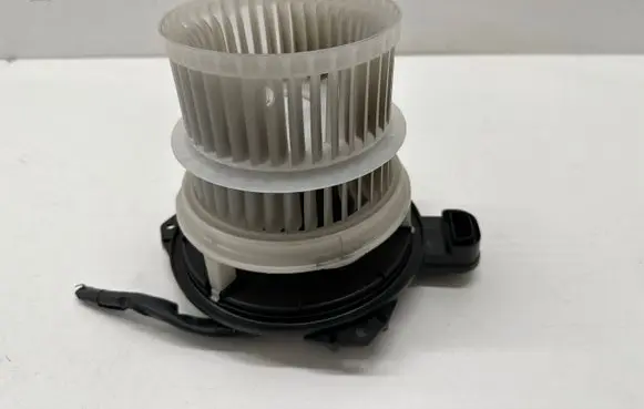 Toyota Camry VIII XV70 Heater fan/blower