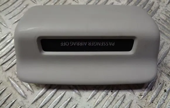 Mitsubishi Space Star Passenger airbag on/off switch 7003A130