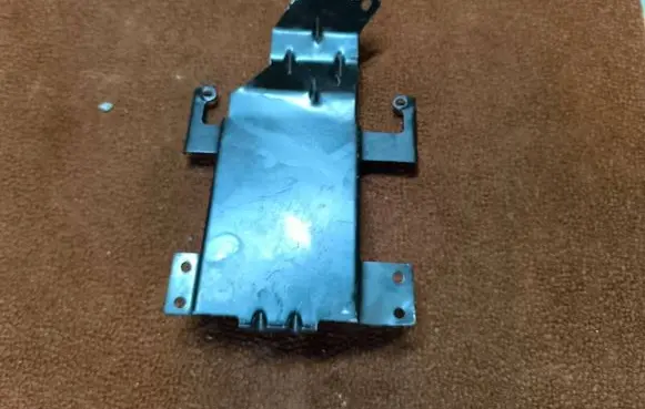 Porsche Cayenne (92A) Engine control unit holder 7P0907645A