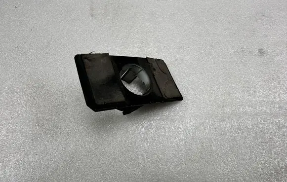 Audi Q7 4M Rear parking sensor holder (PDC) 4M0919290
