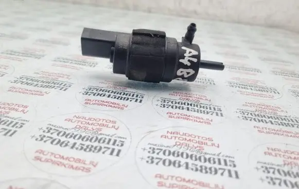 Audi A4 S4 B8 8K Windscreen/windshield washer pump 8K5955647