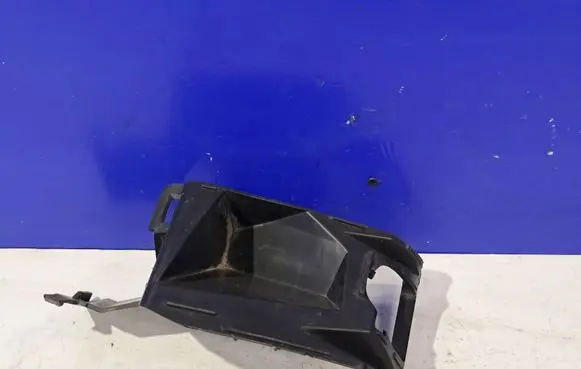 Volvo V70 Front bumper mounting bracket 30764184