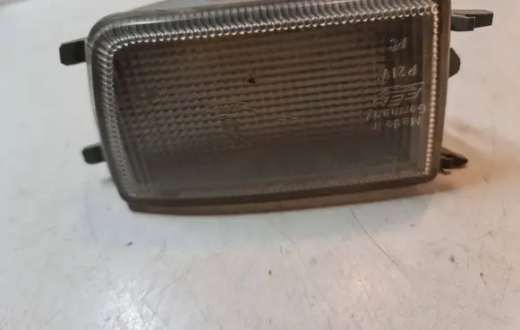 Volkswagen Golf III Front indicator light 1H0953155D 858050
