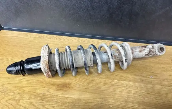 Dodge Caliber Rear shock absorber with coil spring 05105014AA