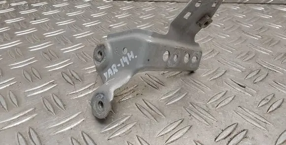 Toyota Yaris Fender mounting bracket 
