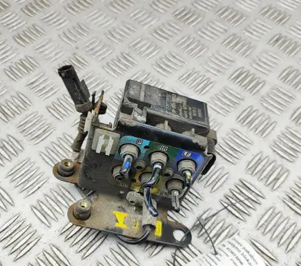 Maserati Levante Air suspension control unit module (rear) 6700392470