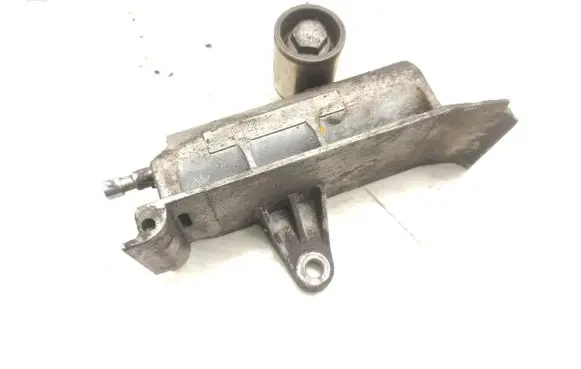Audi A2 Engine mounting bracket