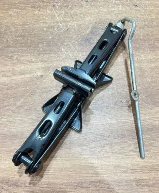 Volvo V50 Lift Jack