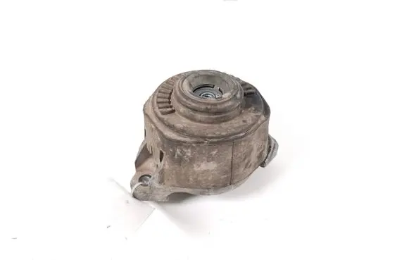 Mercedes-Benz GLK (X204) Engine mount bracket A2042401317