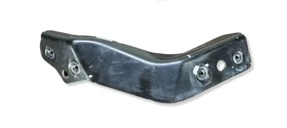 Mercedes-Benz C W204 Front bumper mounting bracket A2046200285
