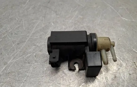 Opel Astra H Turbo solenoid valve 8981056560 70281400