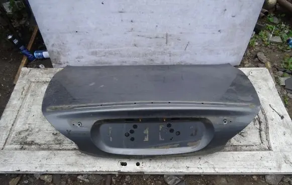 Jaguar X-Type Tailgate/trunk/boot lid