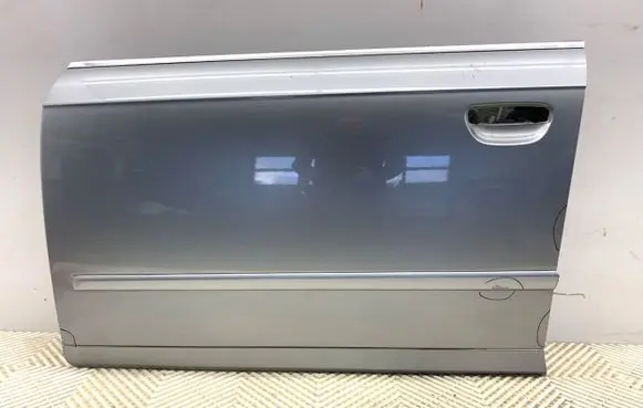 Audi A4 S4 B7 8E 8H Front door