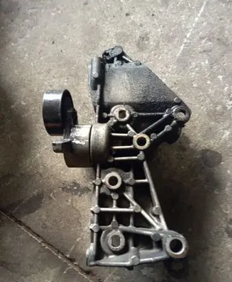 Renault Modus Generator/alternator bracket 8200365097
