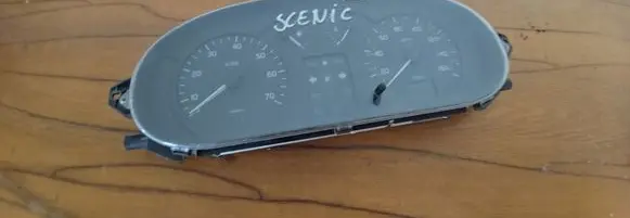 Renault Laguna II Speedometer (instrument cluster) 216501761